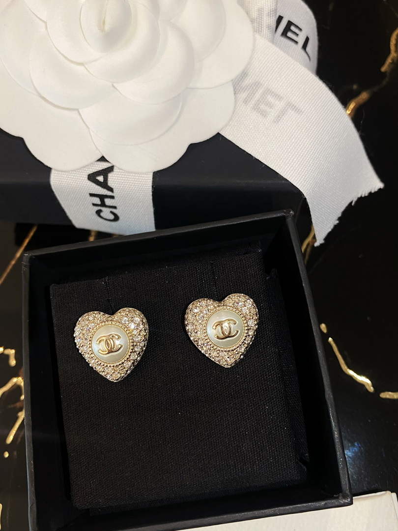 Chanel AB9530 Earring Designer Jewelry CC31672 - Default Title - View 1