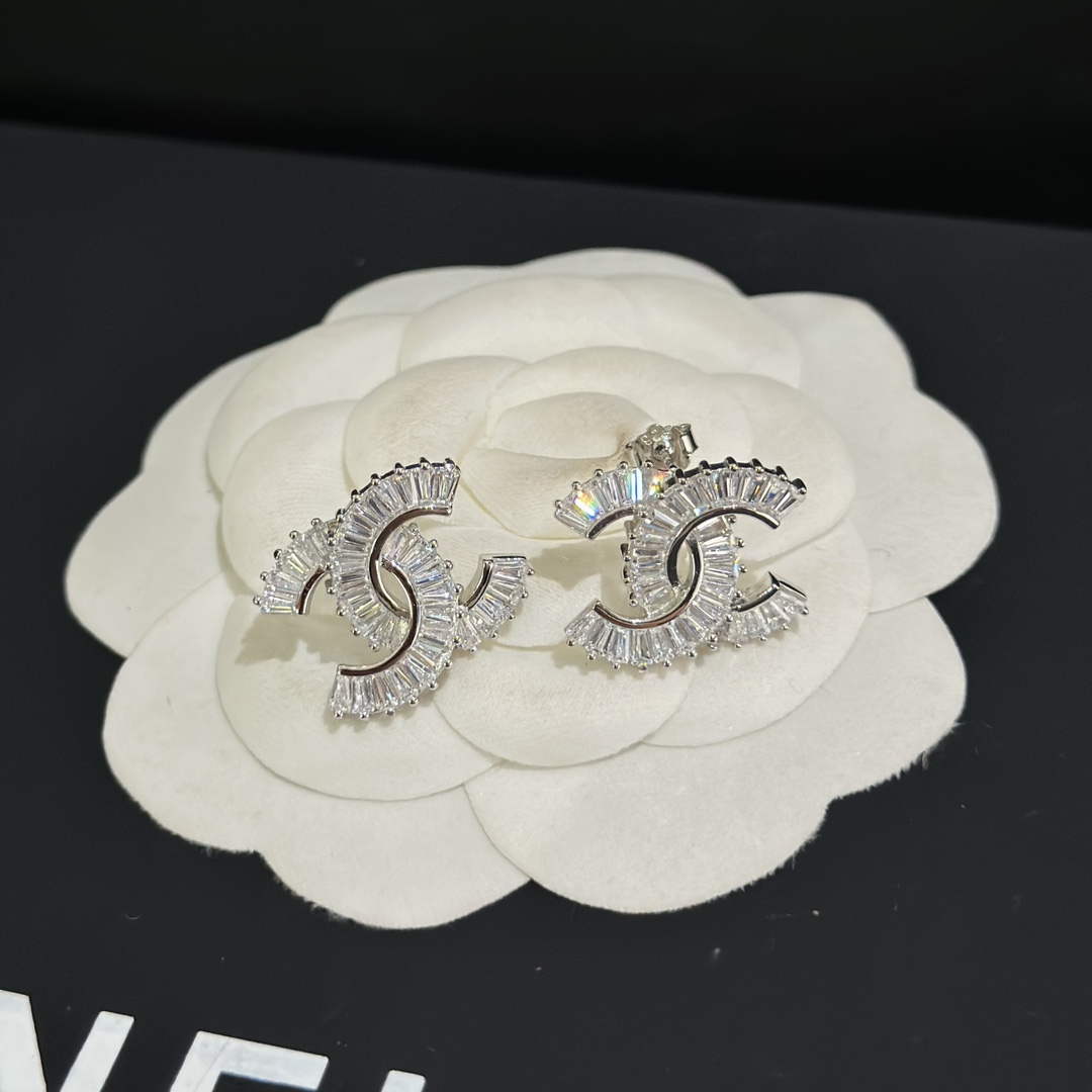 Chanel AB9535 Earring Designer Jewelry CC31694 - Default Title - View 1