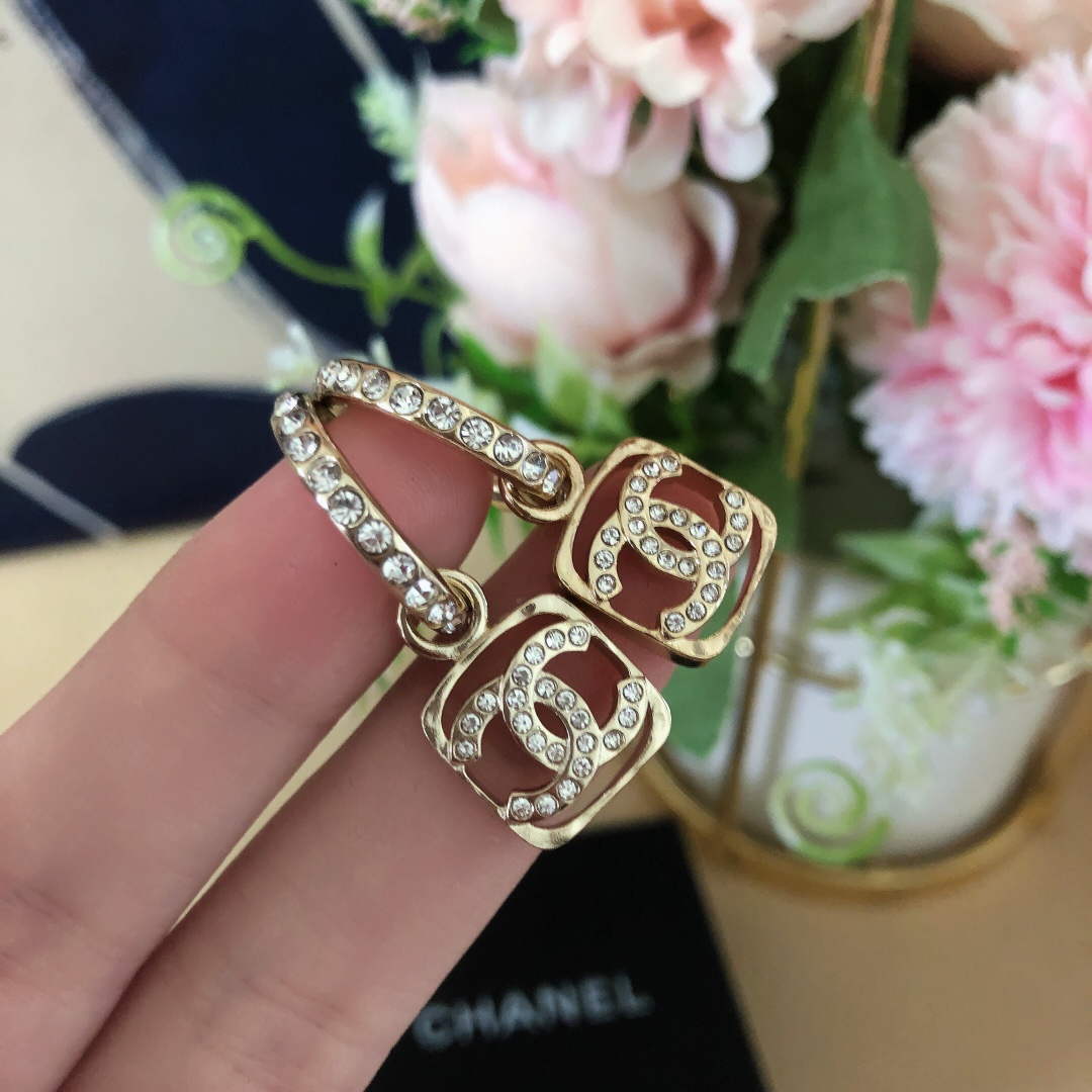 Chanel AB9827 Earring Designer Jewelry CC31682 - Default Title - View 4