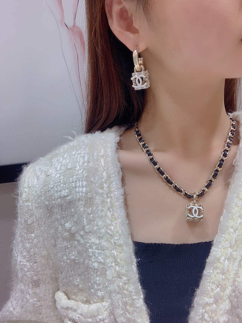 Chanel AB9853 Earring Designer Jewelry CC31531