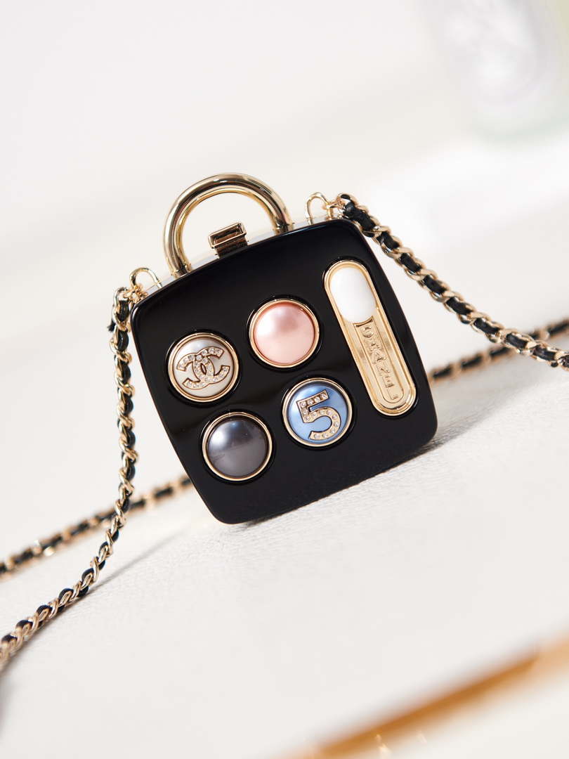 Chanel ABA744 Evening Long Pendant Necklace Metal, Resin Lambskin Multicolor