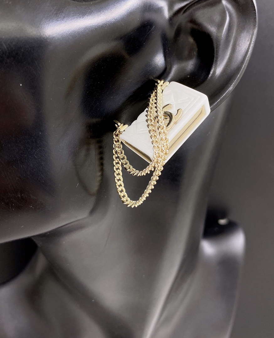 Chanel ABC284 Stud Earring Fashion Jewelry CC31838