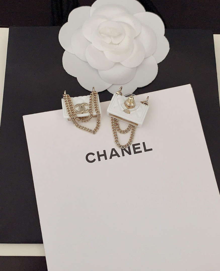 Chanel ABC284 Stud Earring Fashion Jewelry CC31838