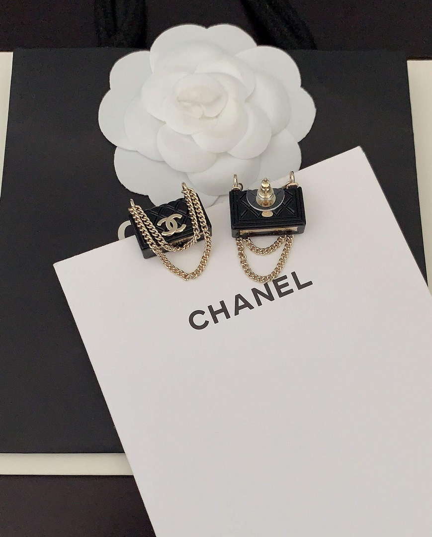 Chanel ABC284 Stud Earring Fashion Jewelry CC31839