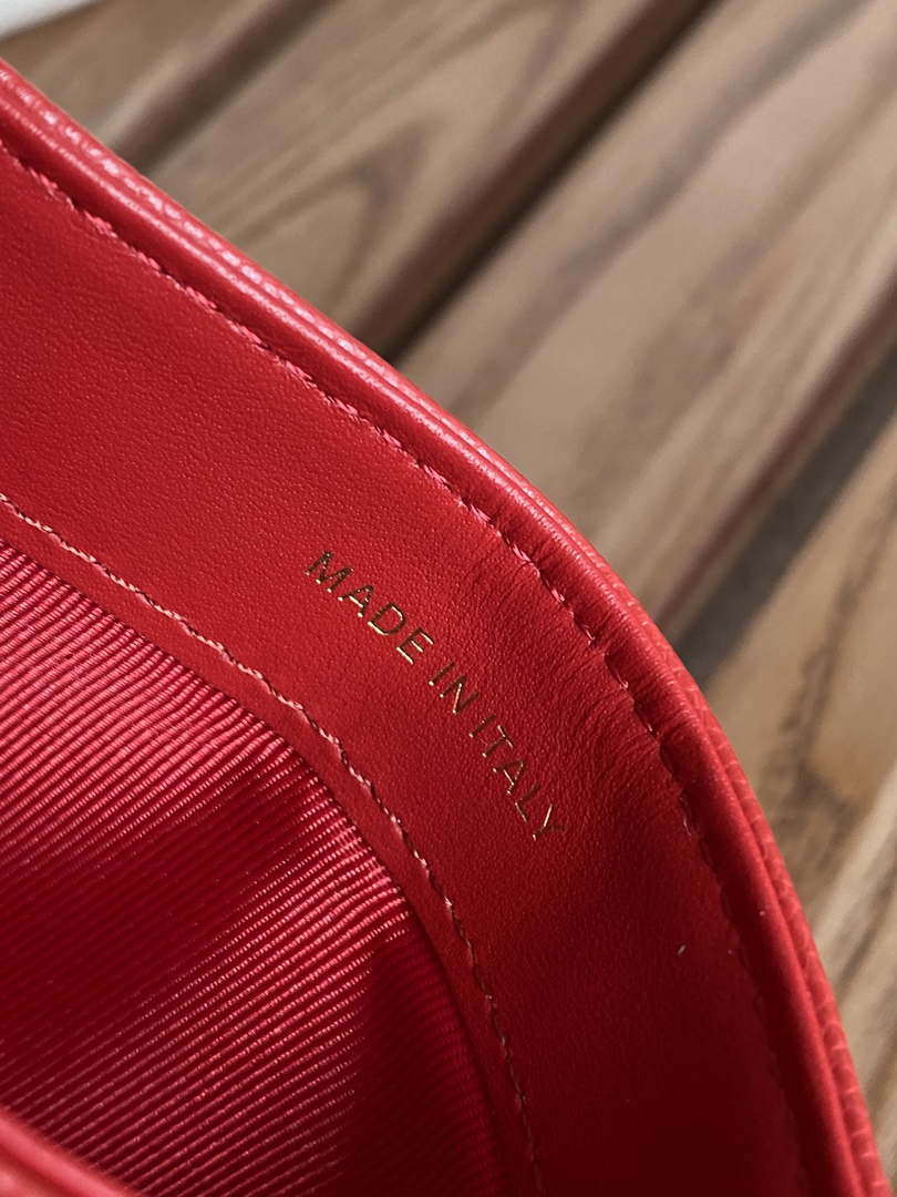 Chanel AP0213 Card Holder Calfskin Red