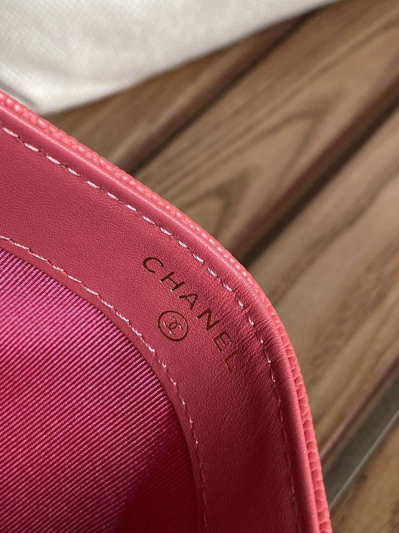 Chanel AP0213 Card Holder Calfskin Watermelon Red