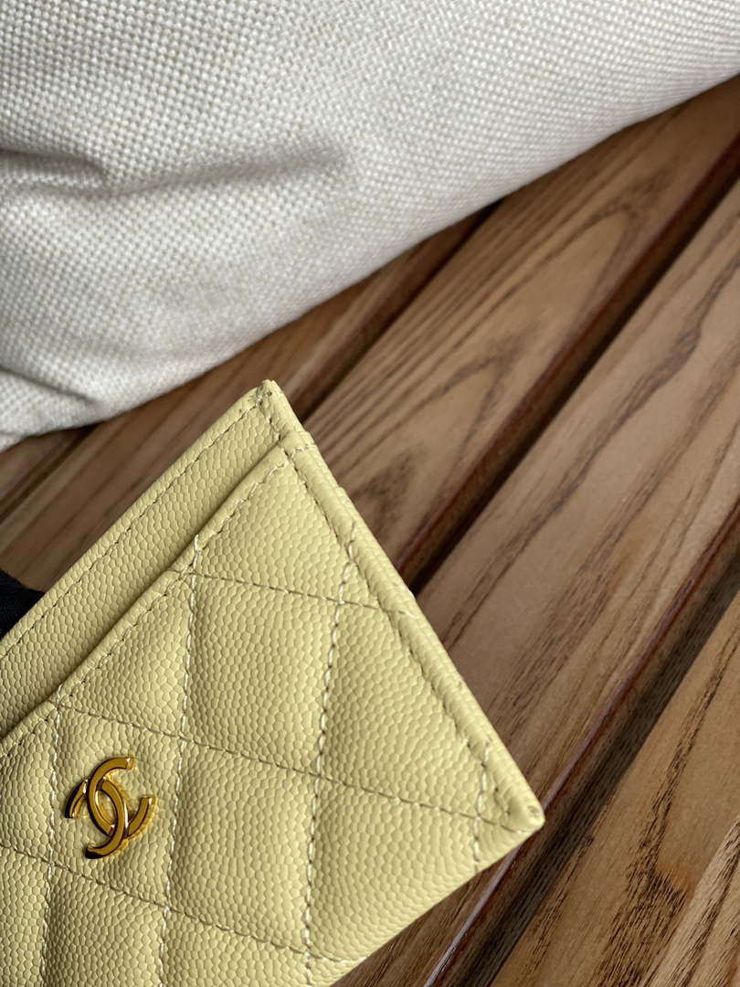 Chanel AP0213 Card Holder Calfskin Yellow