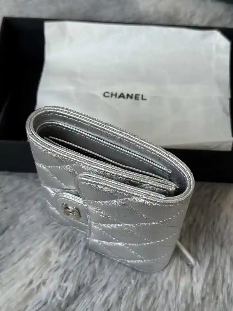 Chanel AP0231 Classic Small FLAP Wallet Silver Lambskin