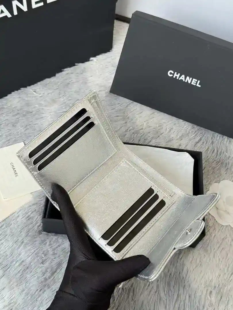 Chanel AP0231 Classic Small FLAP Wallet Silver Lambskin