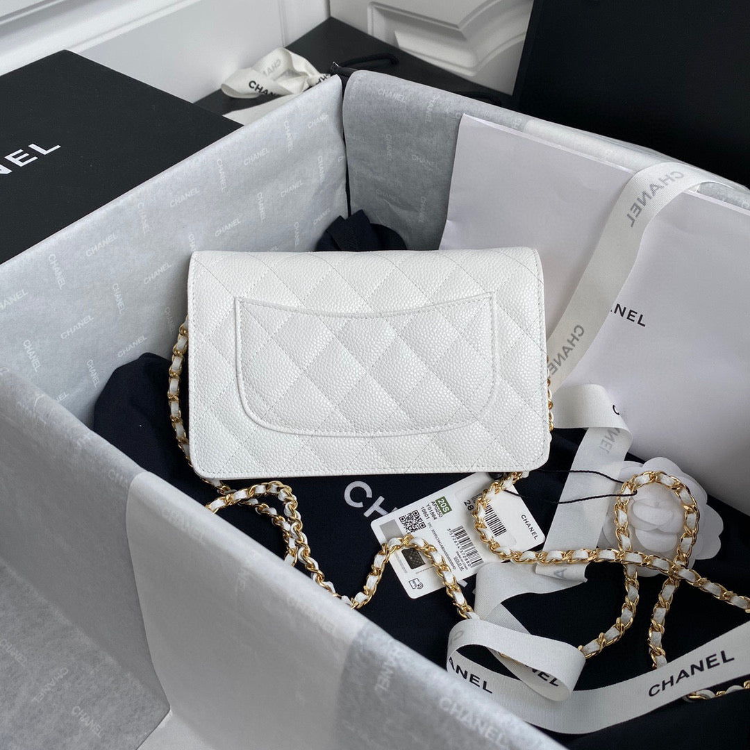 Chanel AP0250 Wallet on Chain Grained Calfskin A33814 White
