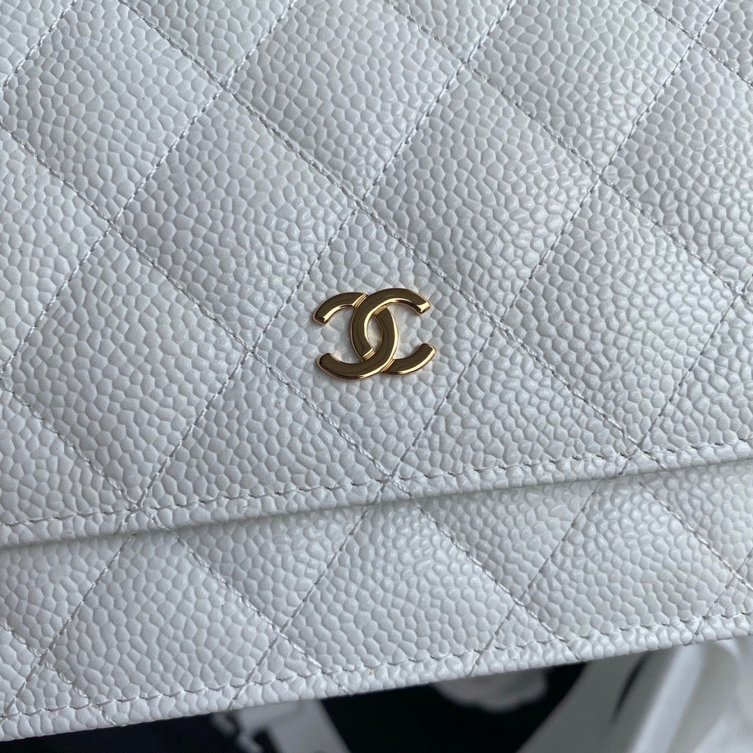 Chanel AP0250 Wallet on Chain Grained Calfskin A33814 White