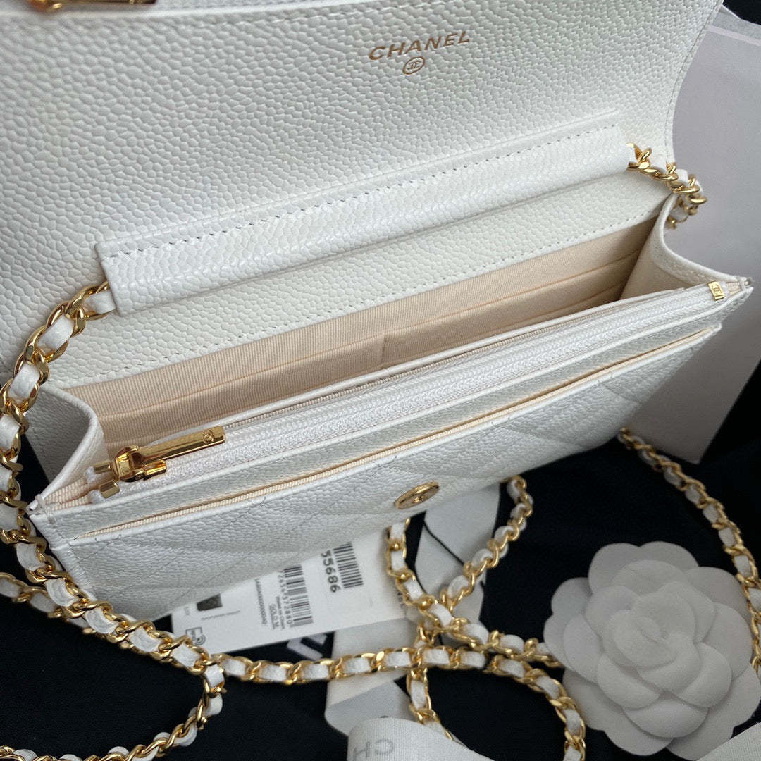 Chanel AP0250 Wallet on Chain Grained Calfskin A33814 White