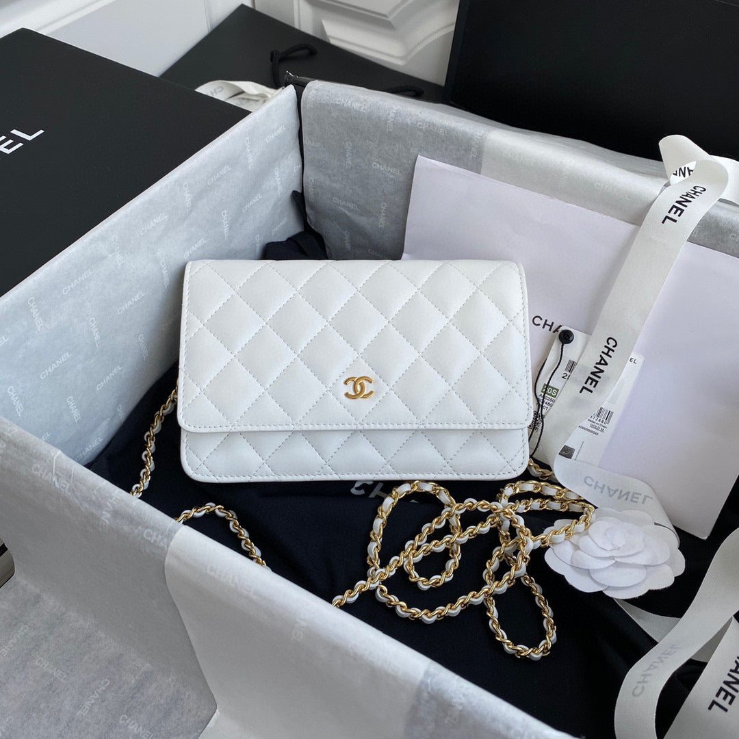 Chanel AP0250 Wallet on Chain Lambskin A33814 White - Default Title - View 1