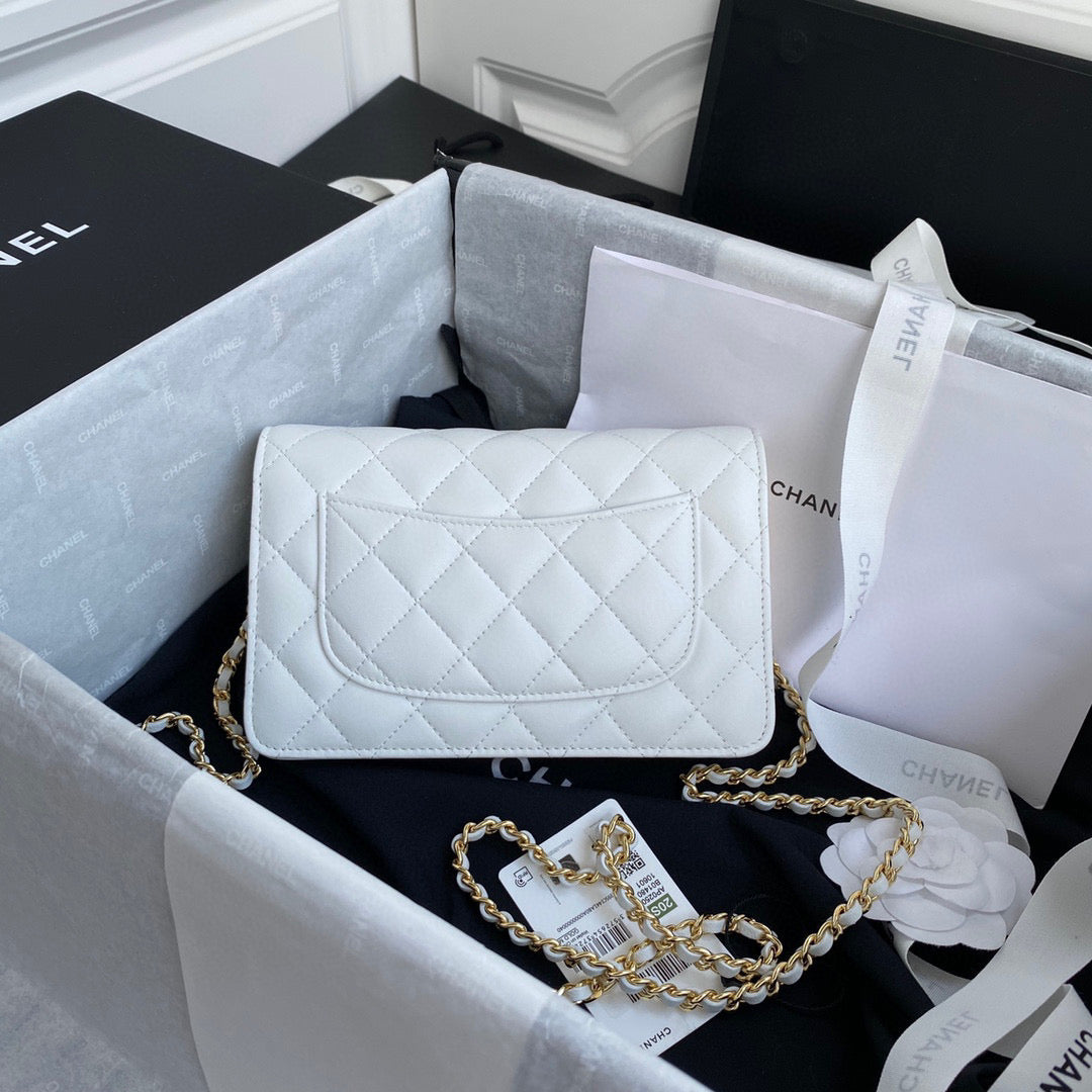 Chanel AP0250 Wallet on Chain Lambskin A33814 White