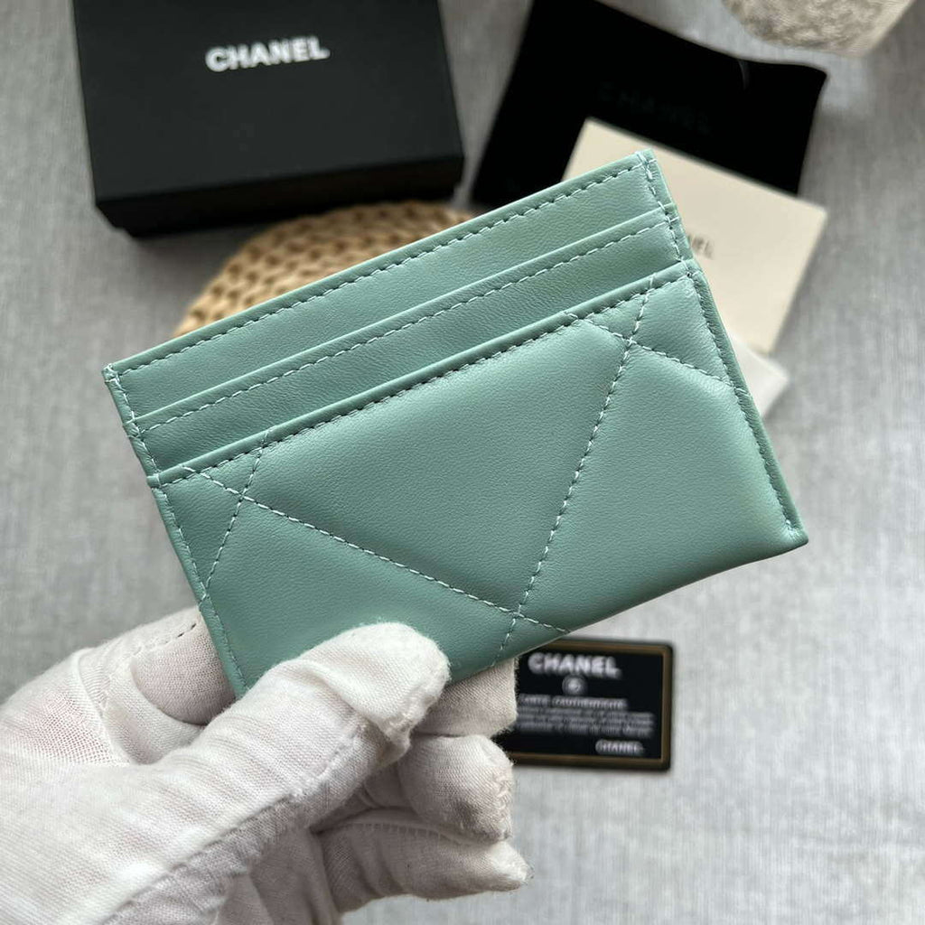Chanel AP0941 CLASSIC CARD HOLDER Lambskin lake Blue