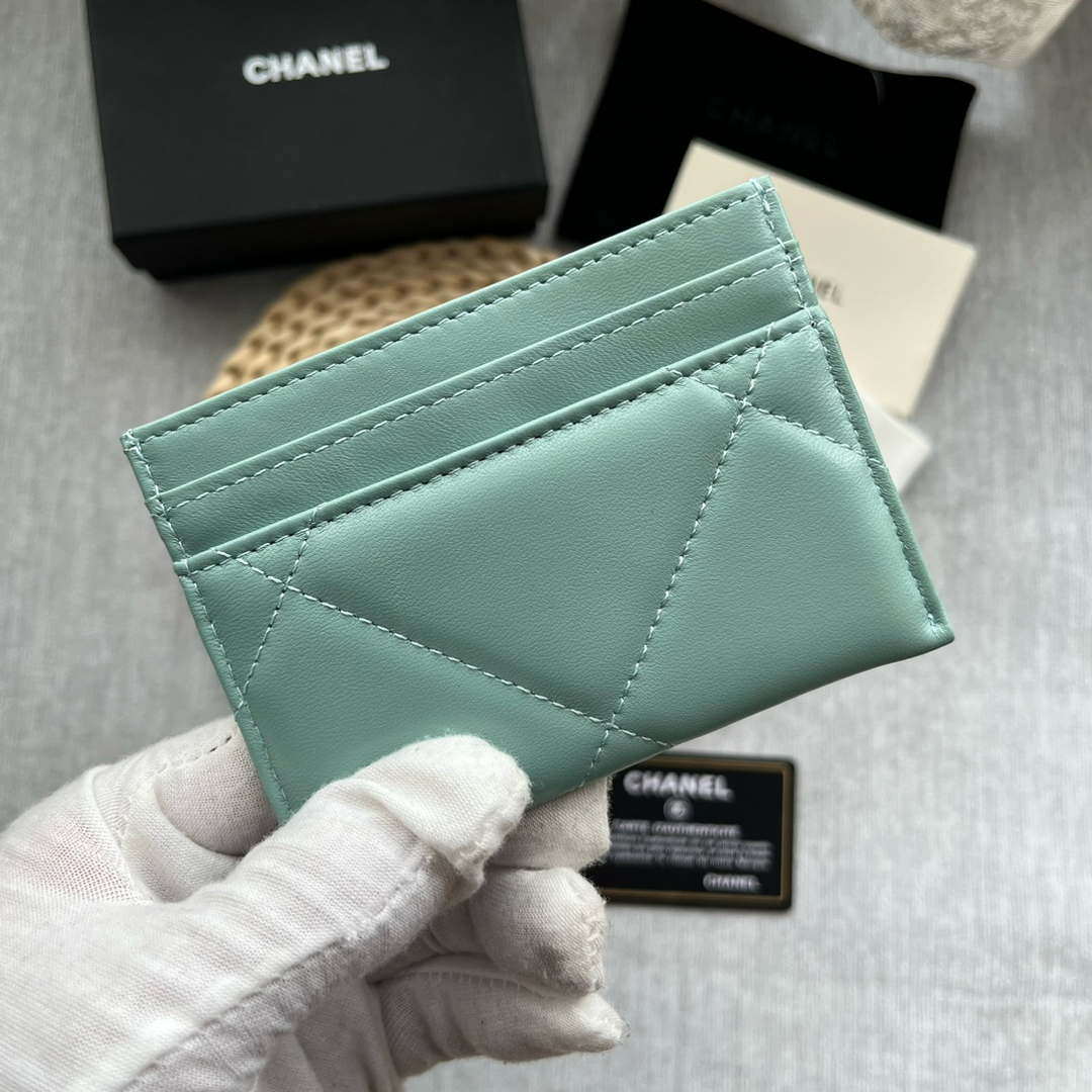 Chanel AP0941 CLASSIC CARD HOLDER Lambskin lake Blue