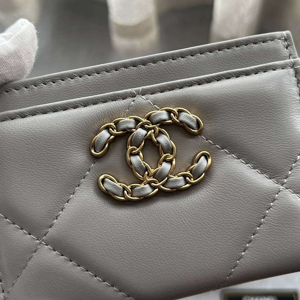 Chanel AP0941 CLASSIC CARD HOLDER Lambskin Gray