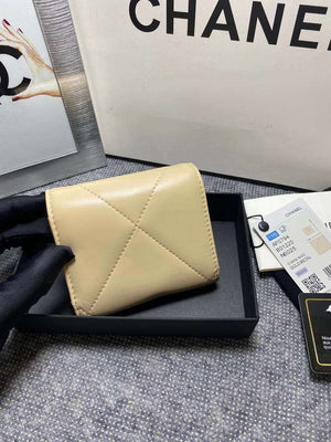 Chanel AP1064 CARD HOLDER Lambskin Beige - Default Title - View 3