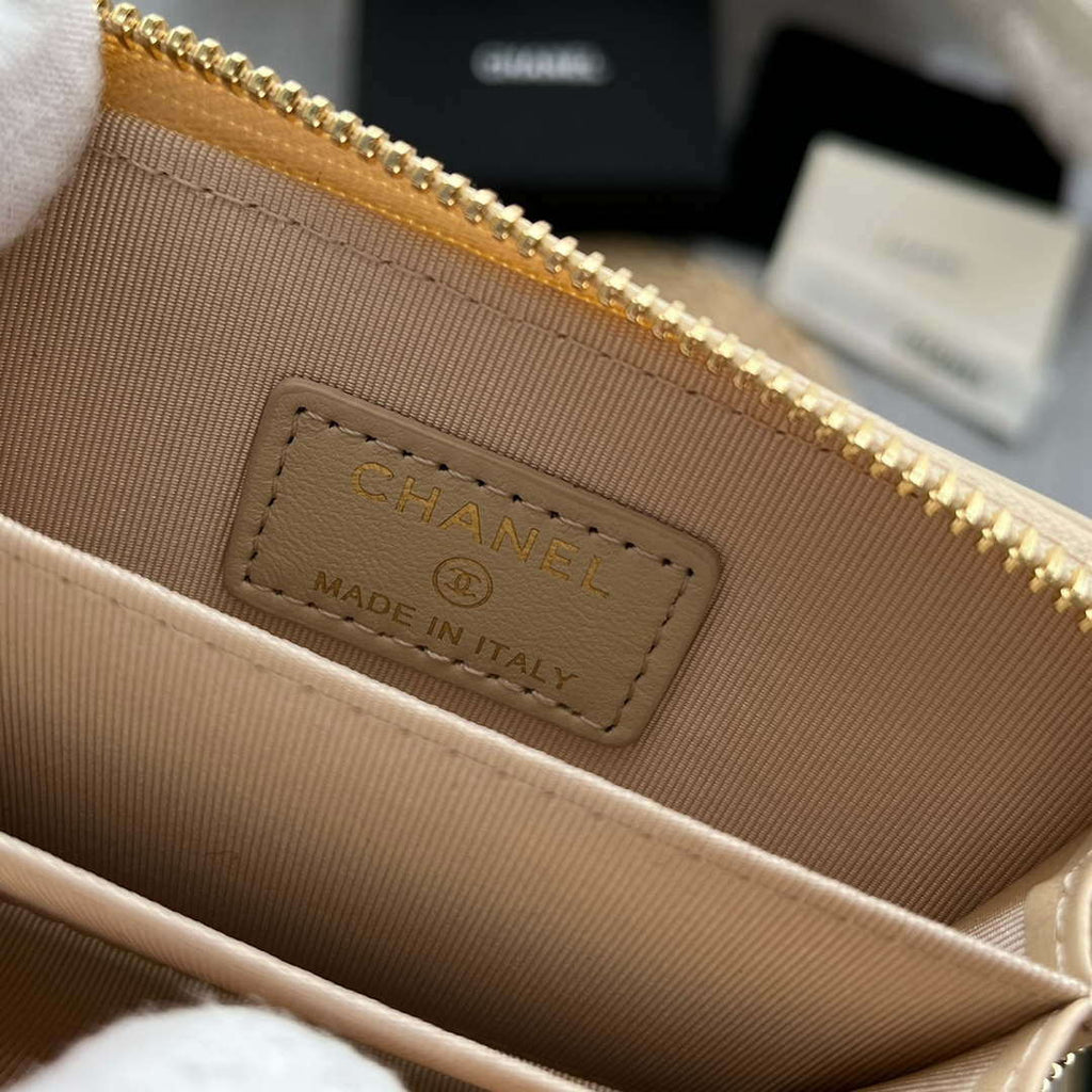 Chanel AP0945 CARD HOLDER Lambskin Beige