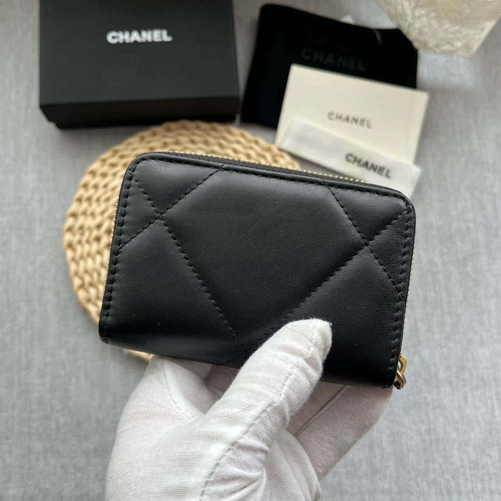 Chanel AP0945 CARD HOLDER Lambskin Black