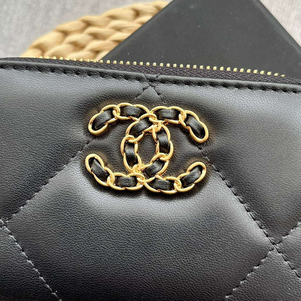 Chanel AP0945 CARD HOLDER Lambskin Black