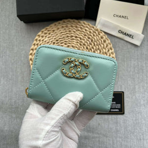 Chanel AP0945 CARD HOLDER Lambskin Blue - Default Title - View 3