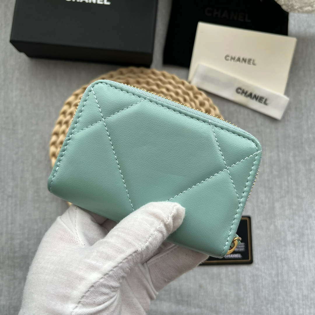 Chanel AP0945 CARD HOLDER Lambskin Blue
