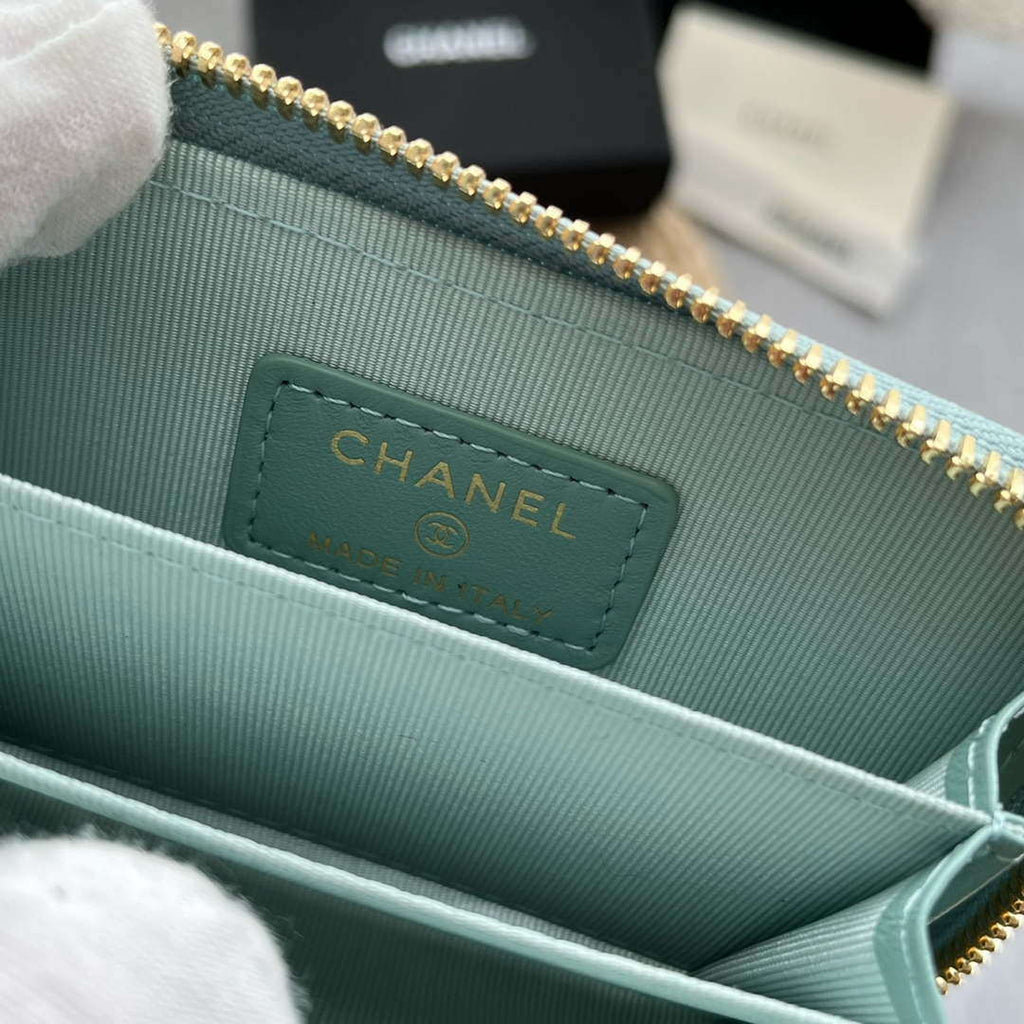 Chanel AP0945 CARD HOLDER Lambskin Blue