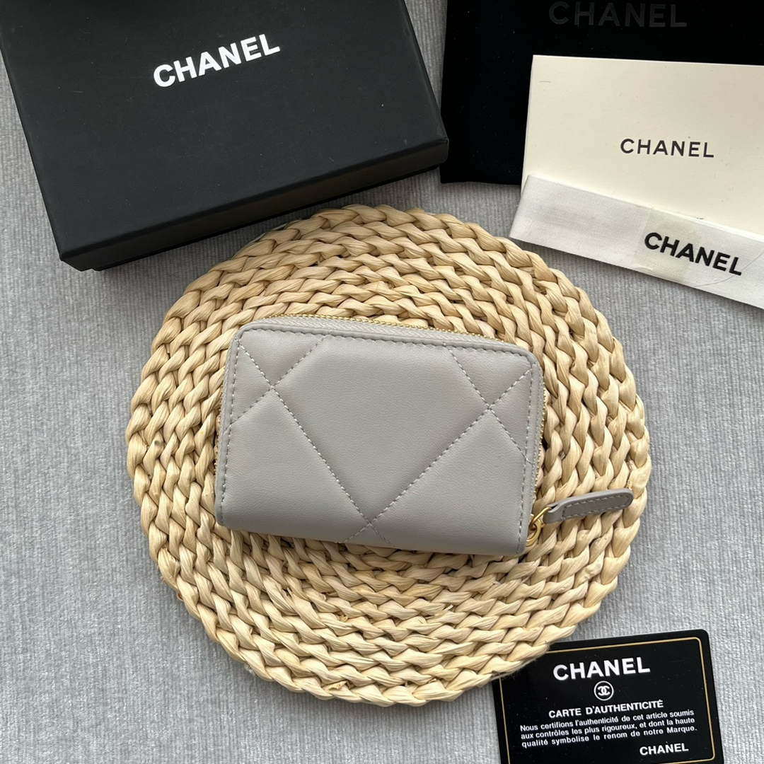 Chanel AP0945 CARD HOLDER Lambskin Gray