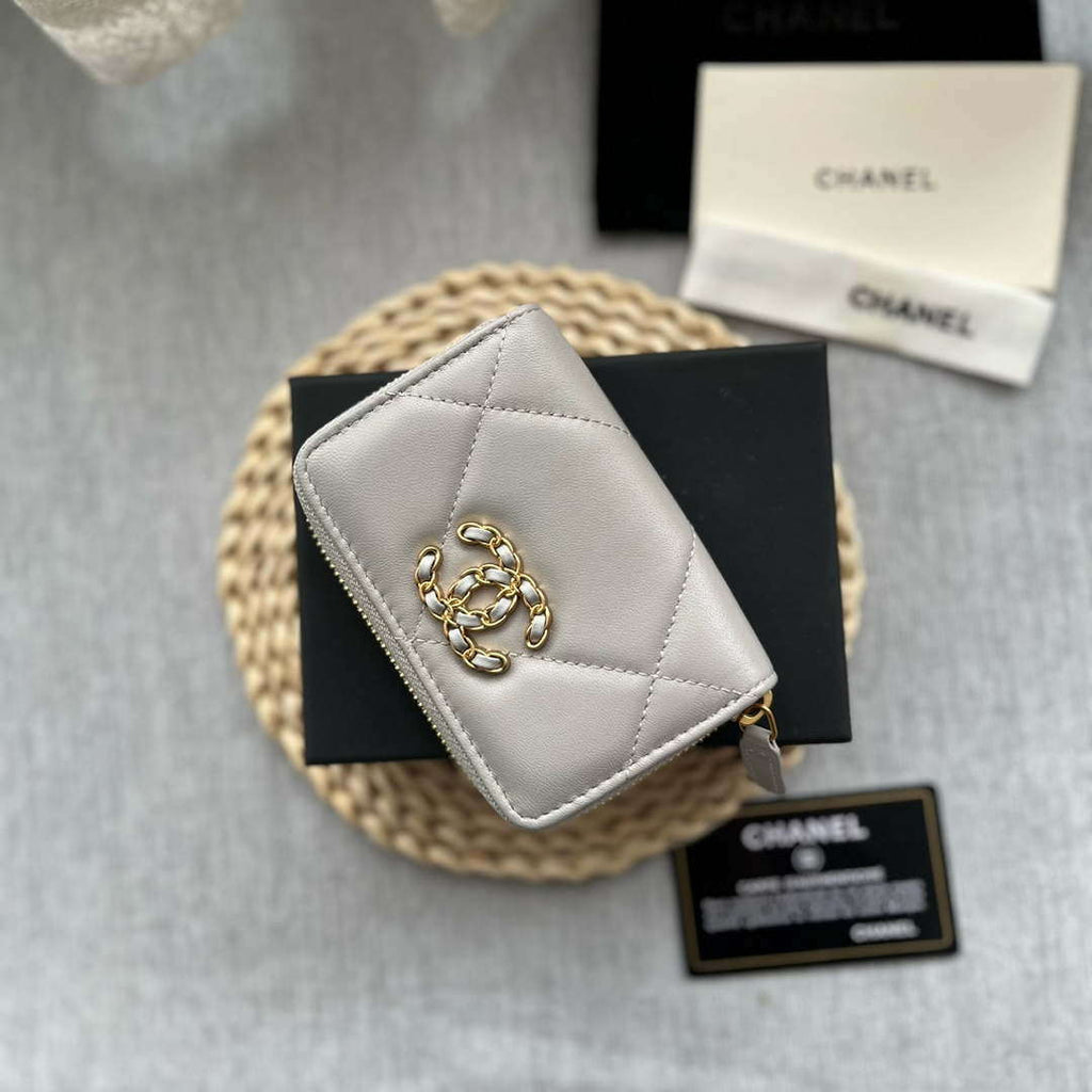 Chanel AP0945 CARD HOLDER Lambskin Gray