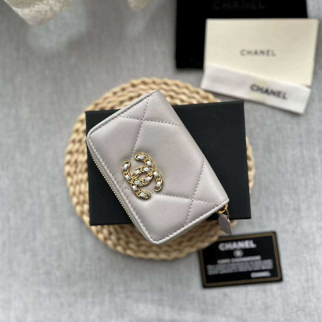 Chanel AP0945 CARD HOLDER Lambskin Gray