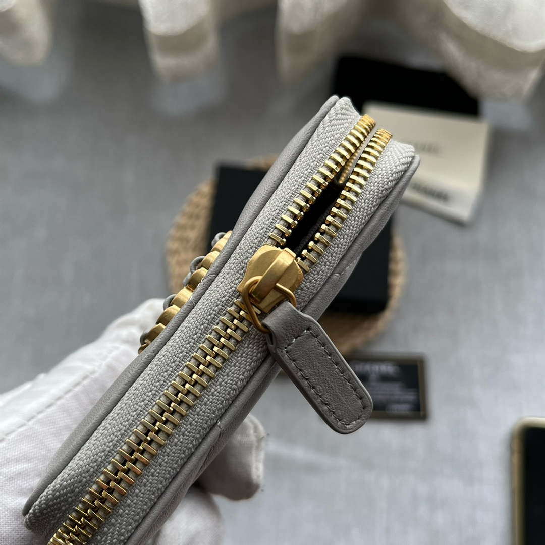 Chanel AP0945 CARD HOLDER Lambskin Gray