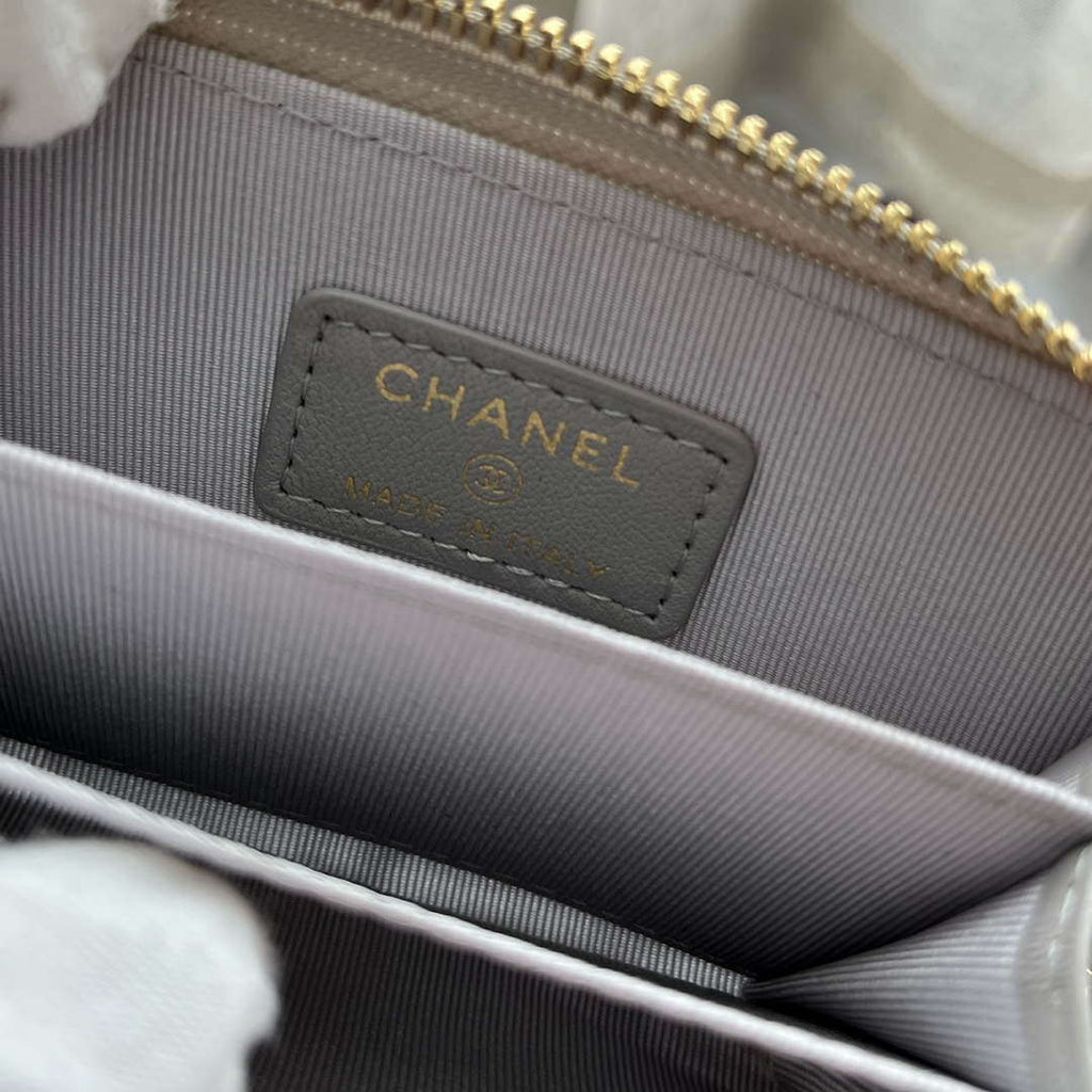 Chanel AP0945 CARD HOLDER Lambskin Gray