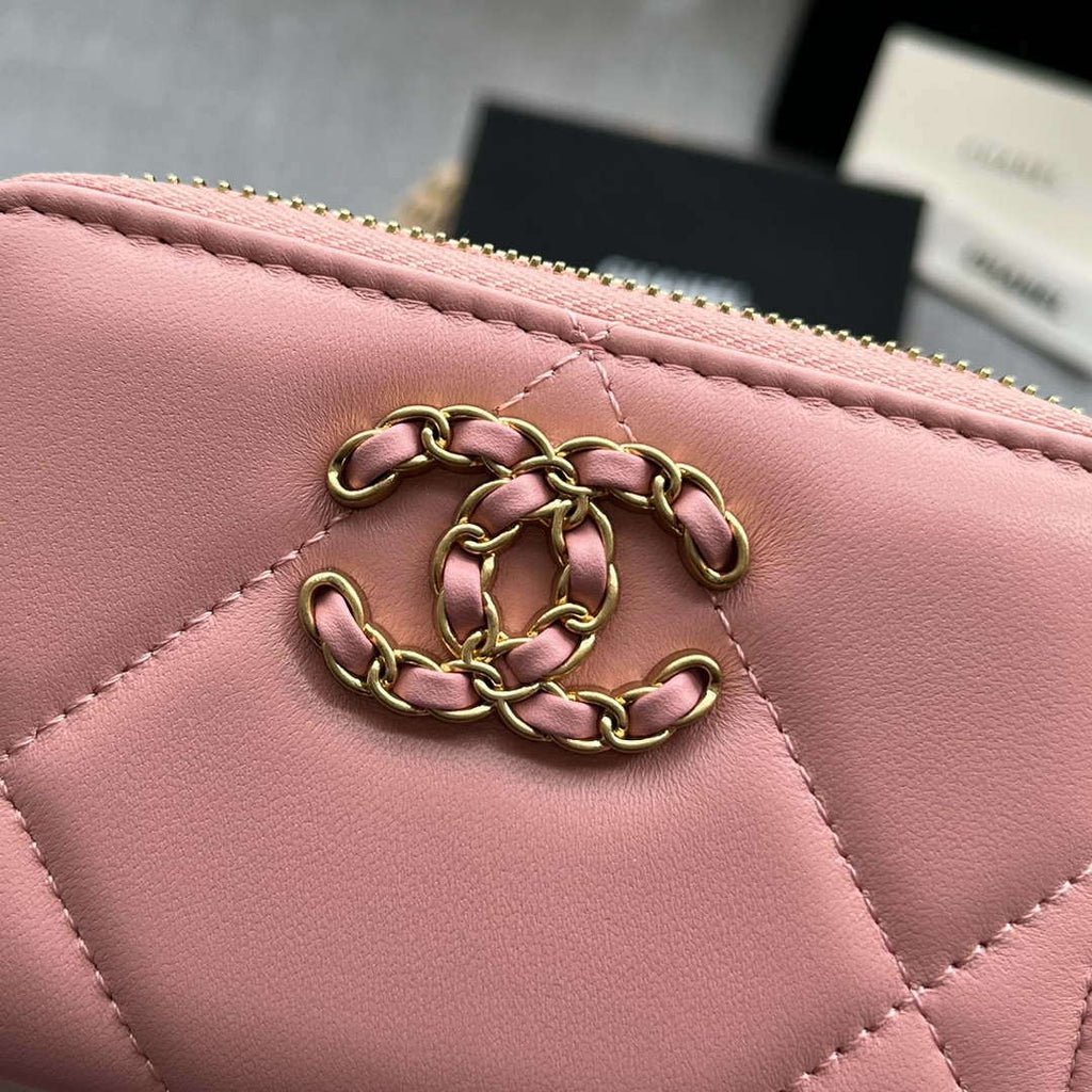 Chanel AP0945 CARD HOLDER Lambskin Pink