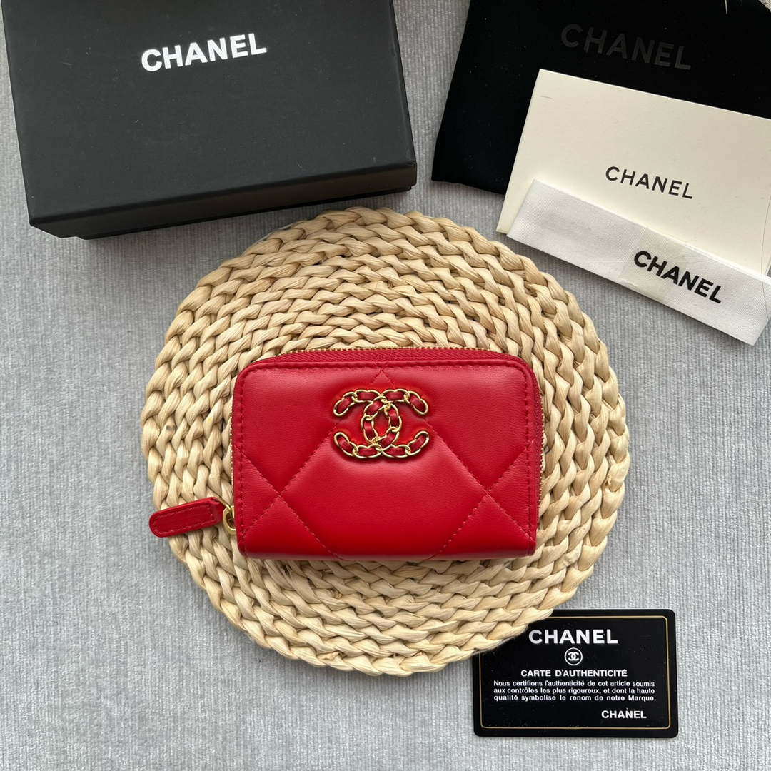 Chanel AP0945 CARD HOLDER Lambskin Red - Default Title - View 1