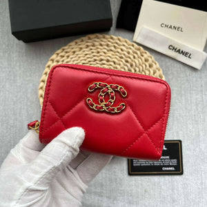 Chanel AP0945 CARD HOLDER Lambskin Red - Default Title - View 3