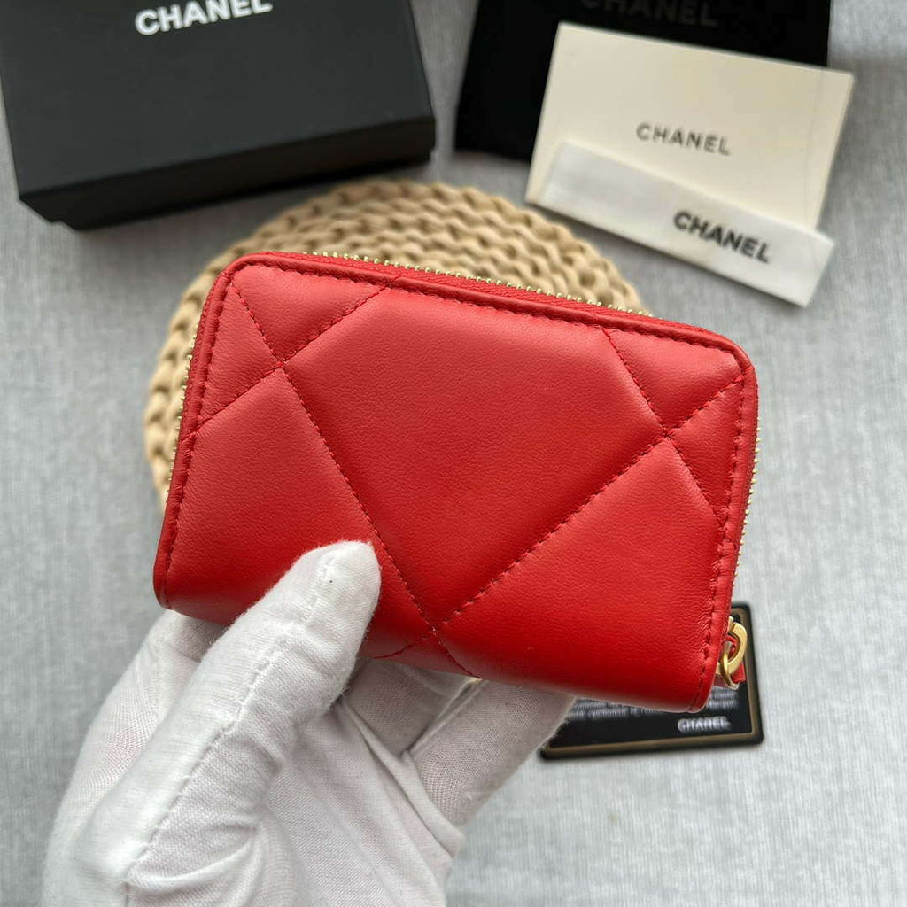 Chanel AP0945 CARD HOLDER Lambskin Red