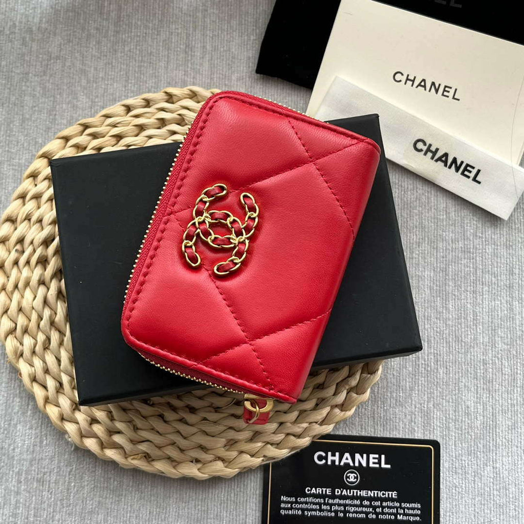 Chanel AP0945 CARD HOLDER Lambskin Red