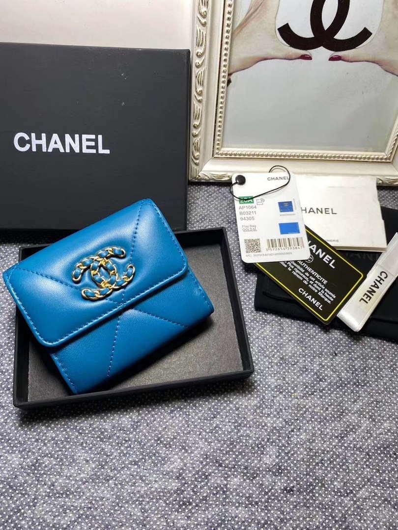 Chanel AP1064 CARD HOLDER Lambskin Sky Blue