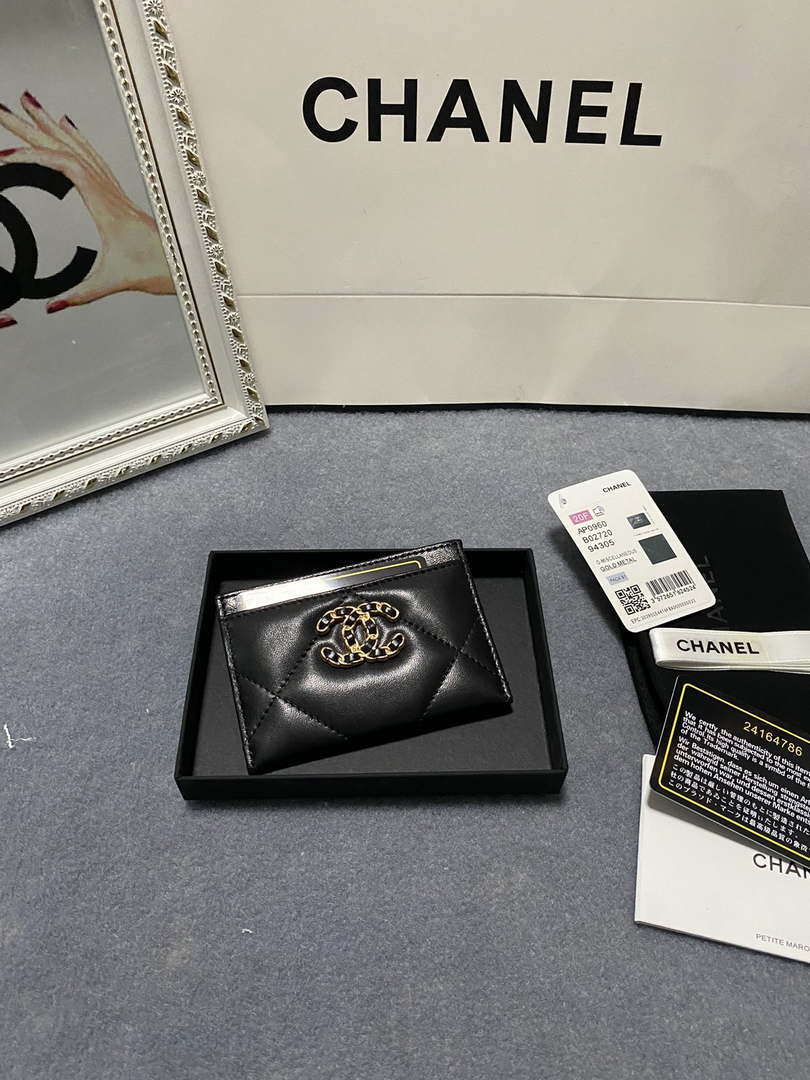 Chanel AP0960 19 CLASSIC CARD HOLDER Lambskin Black - Default Title - View 1