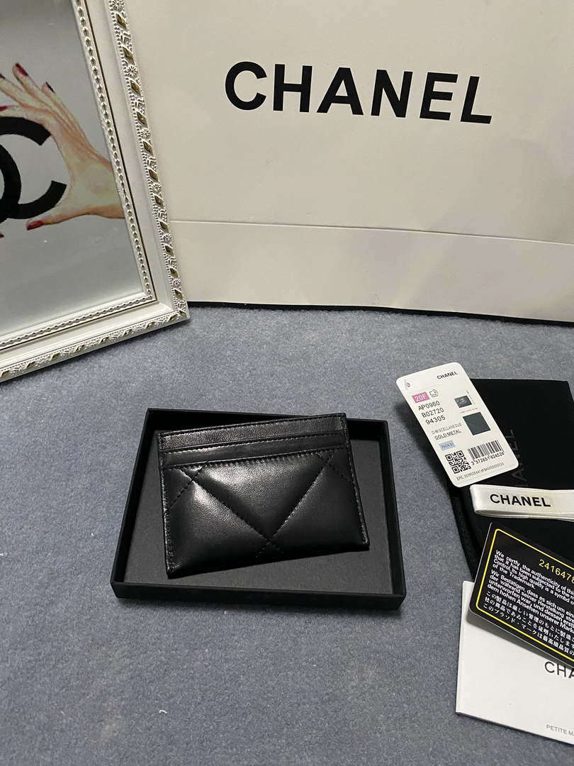 Chanel AP0960 19 CLASSIC CARD HOLDER Lambskin Black