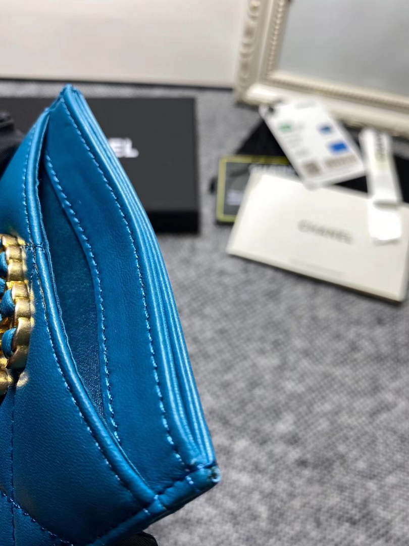 Chanel AP0960 19 CLASSIC CARD HOLDER Lambskin Blue