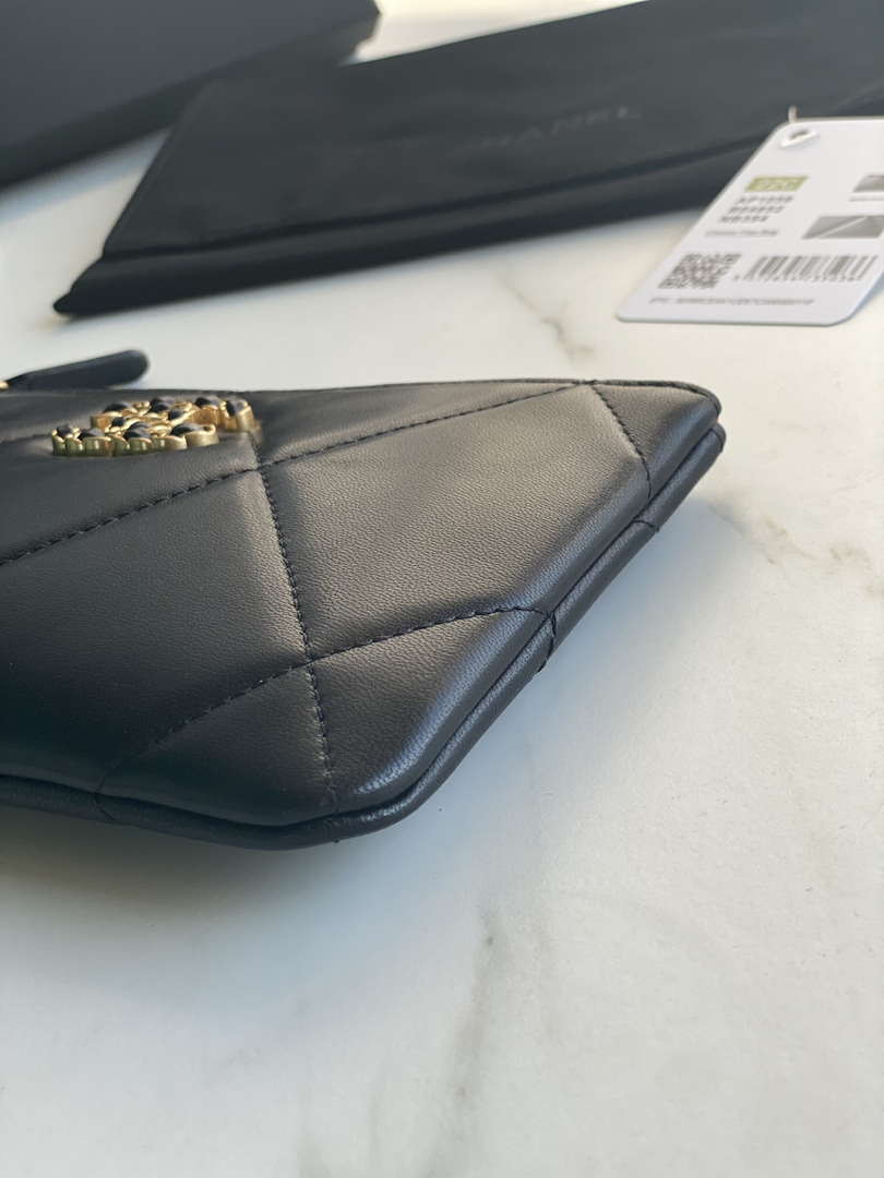 Chanel AP1059 Pouche Lambskin bag Wallet Card Holder Black - Default Title - View 5