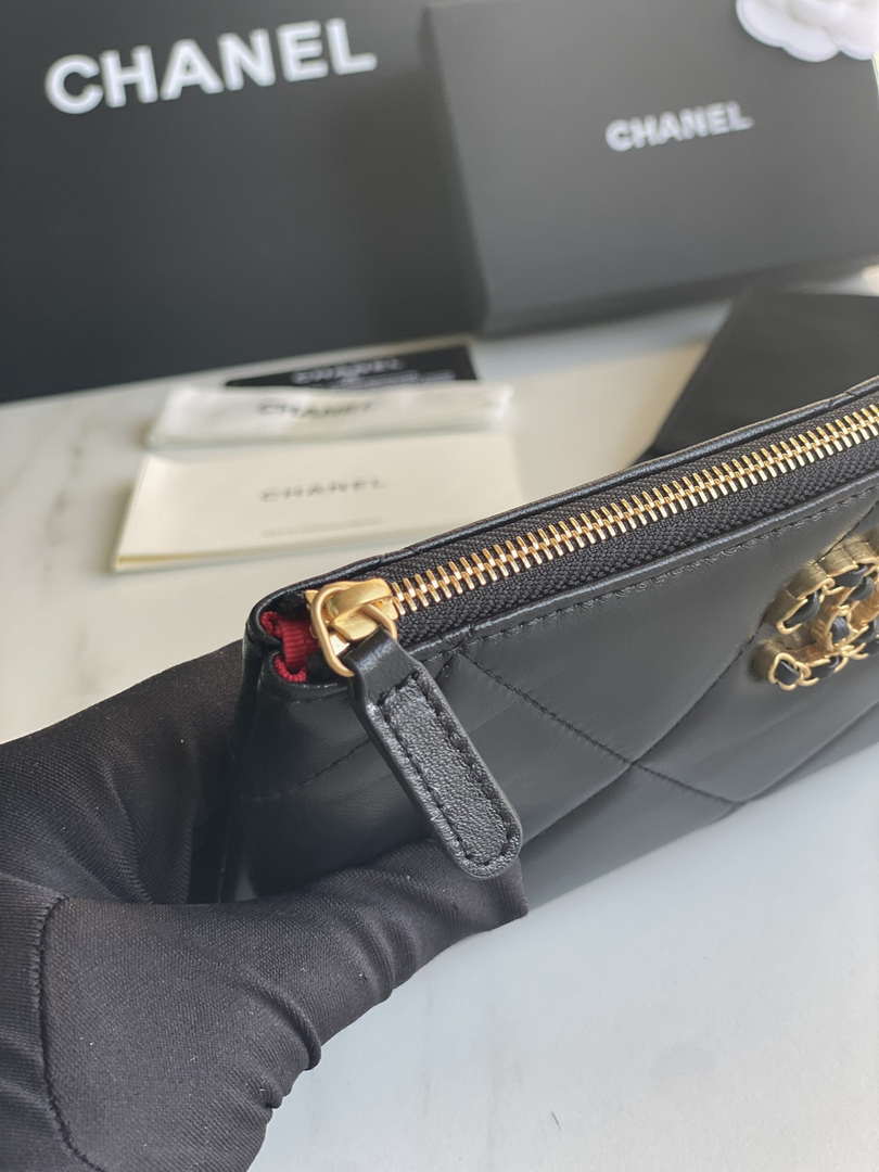 Chanel AP1059 Pouche Lambskin bag Wallet Card Holder Black