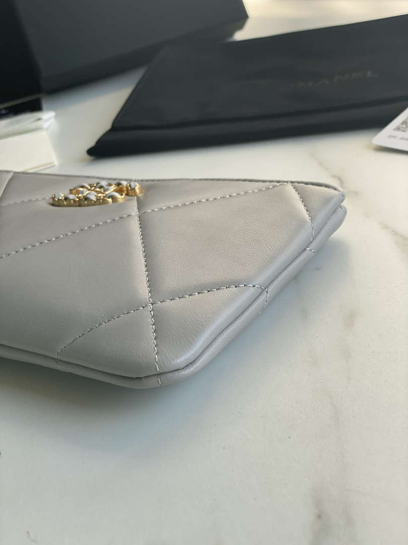 Chanel AP1059 Pouche Lambskin bag Wallet Card Holder Gray