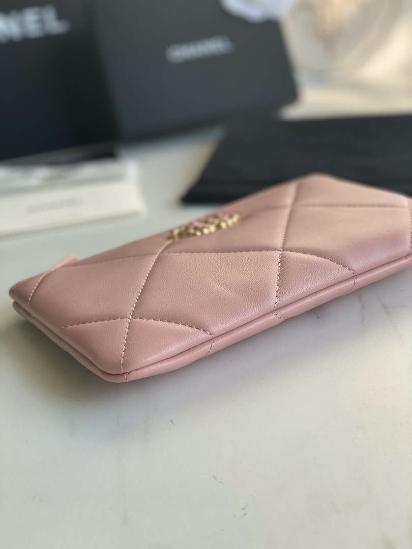 Chanel AP1059 Pouche Lambskin bag Wallet Card Holder Pink - Default Title - View 4