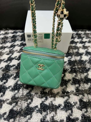 Chanel AP1447 Small Vanity With Chain Calfskin Green - Default Title - View 8