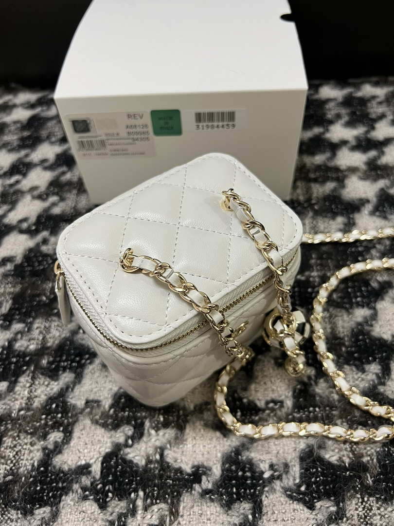 Chanel AP1447 Small Vanity With Chain Calfskin White