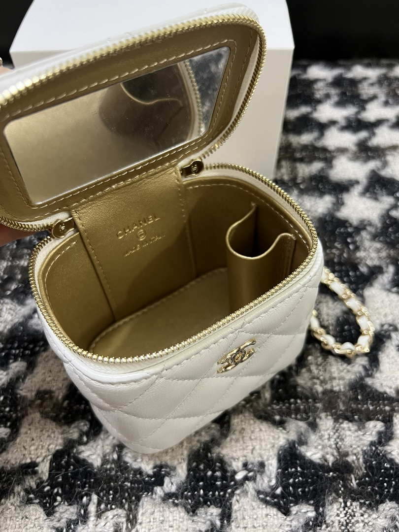 Chanel AP1447 Small Vanity With Chain Calfskin White - Default Title - View 7