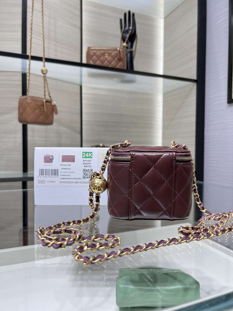 Chanel AP1447 small Vanity with chain lambskin gold Adjustable small gold balls Wine Red